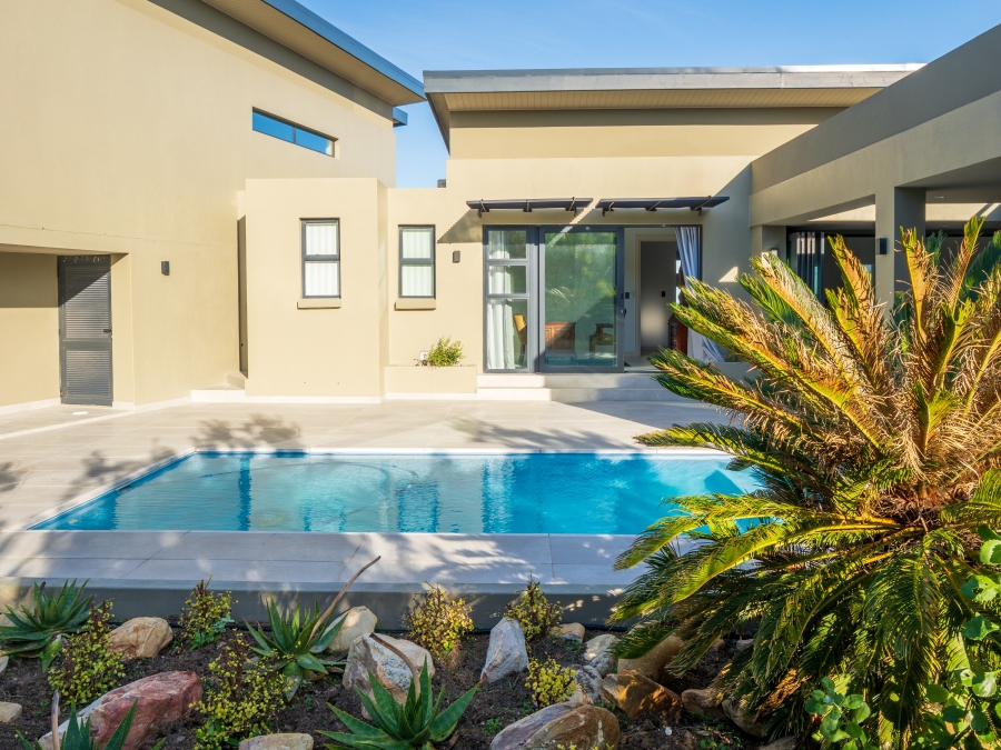 5 Bedroom Property for Sale in Pezula Private Estate Western Cape